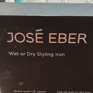 José Eber Black Wet or Dry Styling Iron